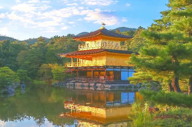 金閣寺に使用されている金の量や厚さとは？