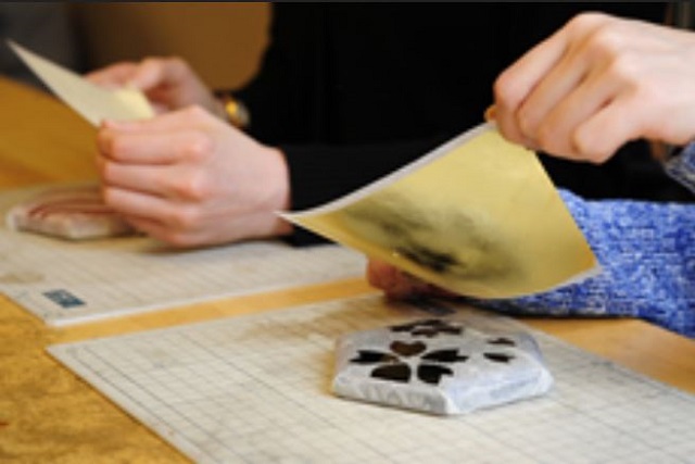 金沢の金箔貼り体験はお土産にぴったり～【金箔屋さくだ】では予約随時受付中～