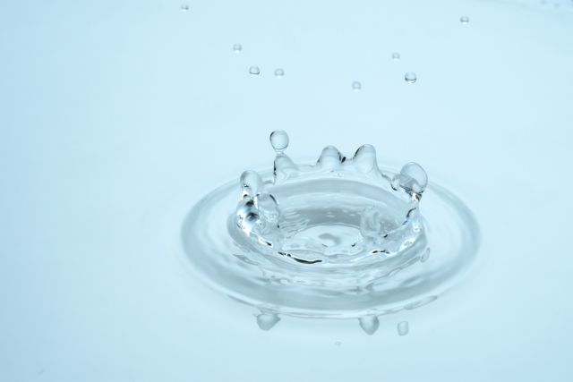 水の波紋・金箔入り化粧品なら金箔屋さくだ